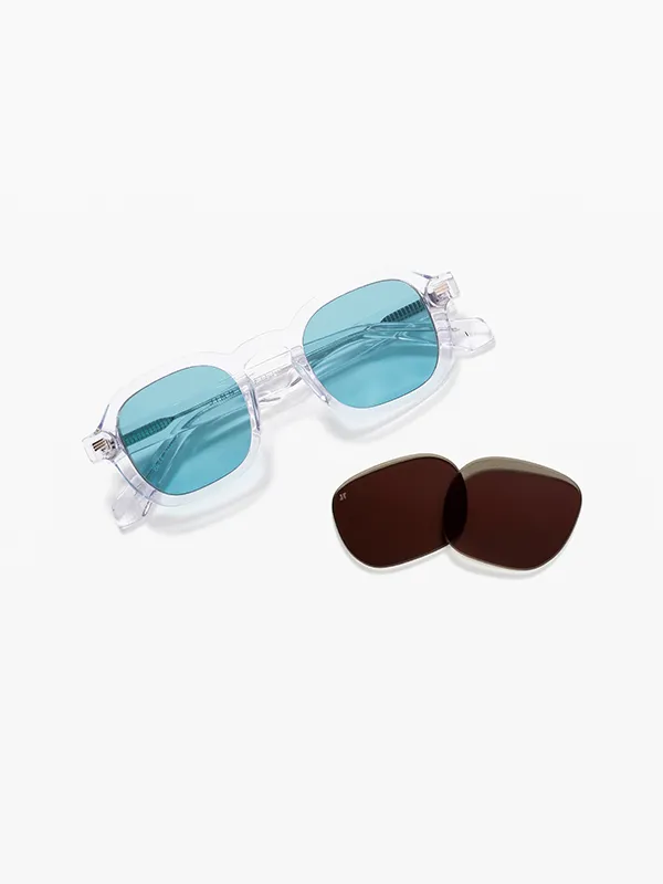 Lunettes à monture transparente et verres bleus